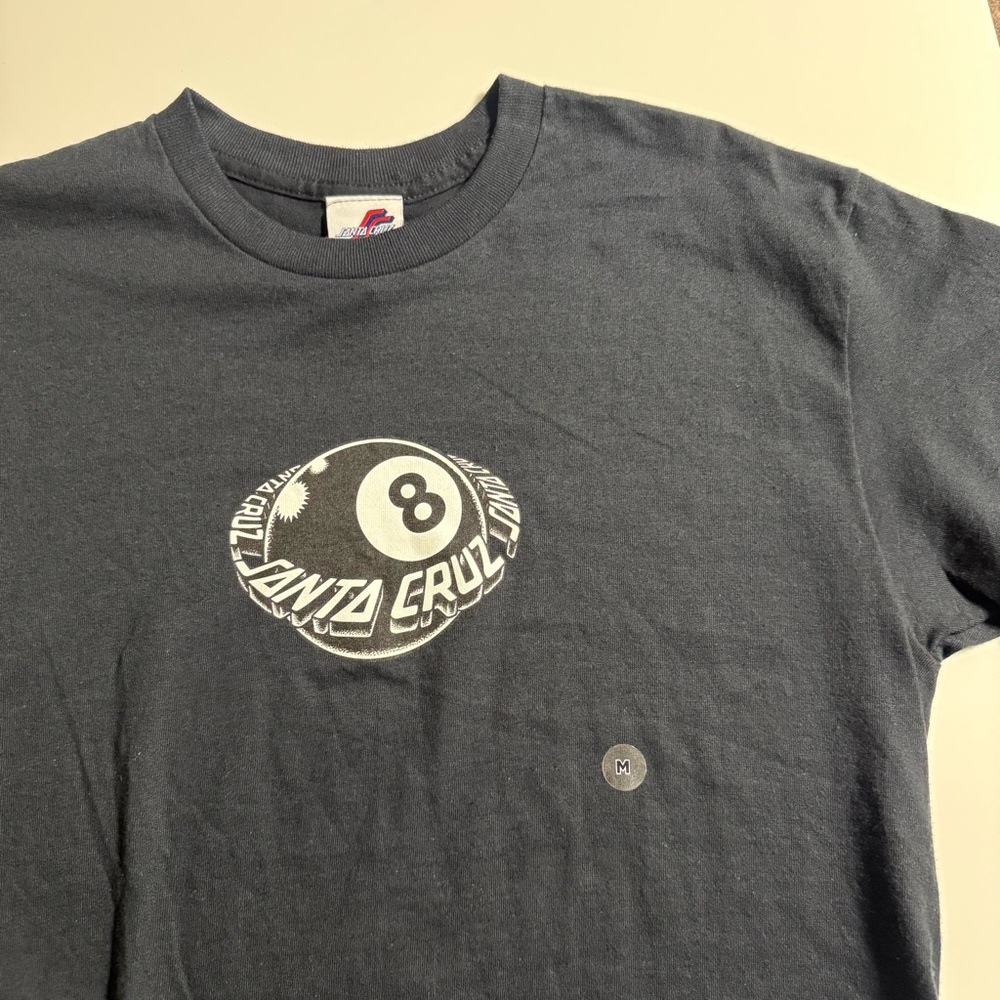 Santa Cruz 8Ball Men’s T-Shirt
Size Medium, Brand New with Tags